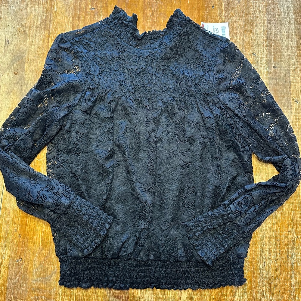 BNWT lace high neck top.